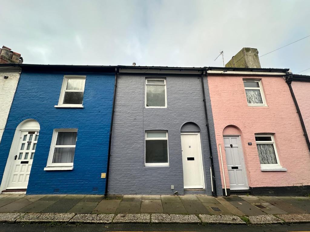 Stonefield Road, Hastings, East Sussex, TN34 1QF